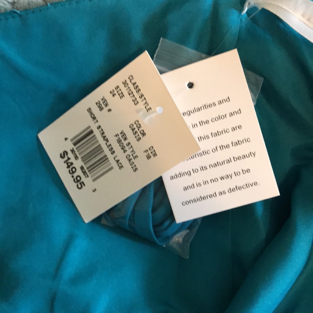 David’s Bridal Teal Strapless Lace Short Dress - Picture 6 of 10